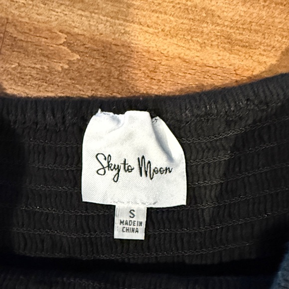 Black Ruffled Skirt - Picture 2 of 4